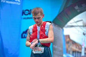 BIB: 5128
                            <button type="button" onclick="openModal(24883853)" class="btn btn-primary btn-sm float-right btn-popup" data-toggle="modal" data-target=".modal-high-quality">
                        <i class="fas fa-shopping-cart"></i> Add to Cart
                    </button>
                                            <button type="button" onclick="isThisMe(24883853, true)" class="btn btn-success btn-sm float-right btn-popup btn-isme hidden" data-toggle="tooltip" data-placement="bottom" title="นี่คือรูปของคุณใช่ไหม คลิกที่นี่เพื่อเอาเข้าอัลบั้ม">
                        <i class="fas fa-plus"></i> Add to album
                    </button>
                    <button type="button" onclick="isThisMe(24883853, false)" class="btn btn-warning btn-sm float-right btn-popup btn-isnotme hidden">
                        <i class="fas fa-ban"></i> Remove from album
                    </button>